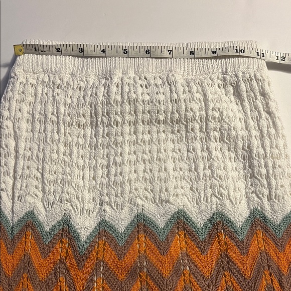Petal & Pup Zigzag Crochet Maxi Skirt White Orange Gray 8 EUC Boho Cottagecore - Picture 5 of 7